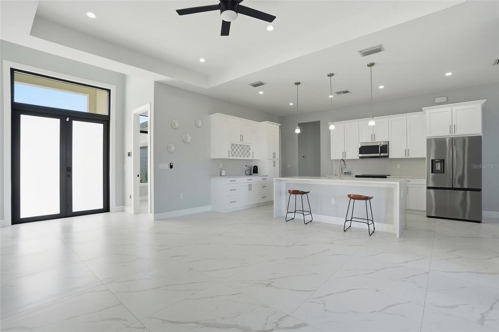 Image 5 of property listing at 2415 56TH AVENUE NE, Naples, FL 34120