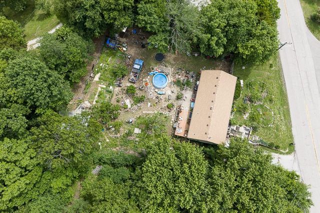 3715 Pomeroy Drive, Kansas City, KS 66109