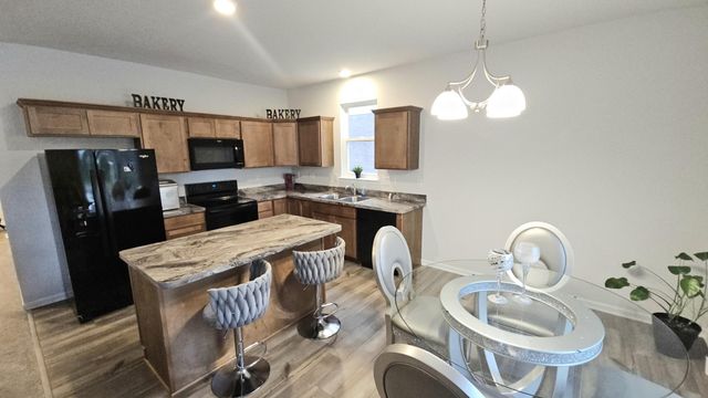 11627 Partridge Drive, Taylor, MI 48180