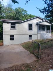 300 CARVER AVENUE, Hueytown, AL 35023