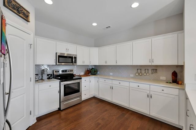 3207 Livermore Ln, Murfreesboro, TN 37130