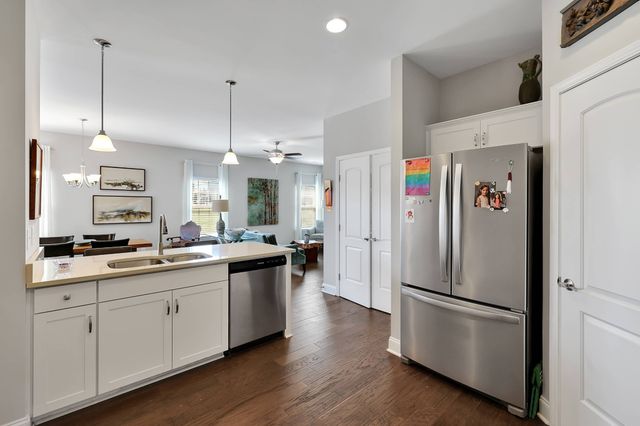 3207 Livermore Ln, Murfreesboro, TN 37130