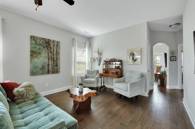 3207 Livermore Ln, Murfreesboro, TN 37130