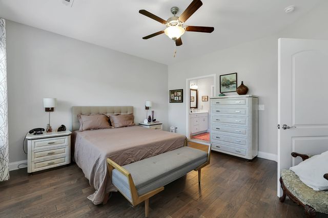 3207 Livermore Ln, Murfreesboro, TN 37130