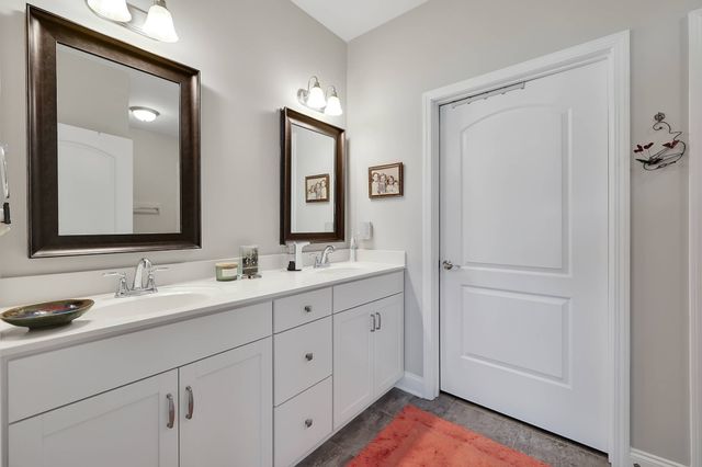 3207 Livermore Ln, Murfreesboro, TN 37130