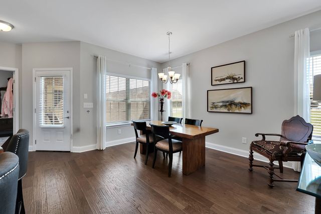 3207 Livermore Ln, Murfreesboro, TN 37130