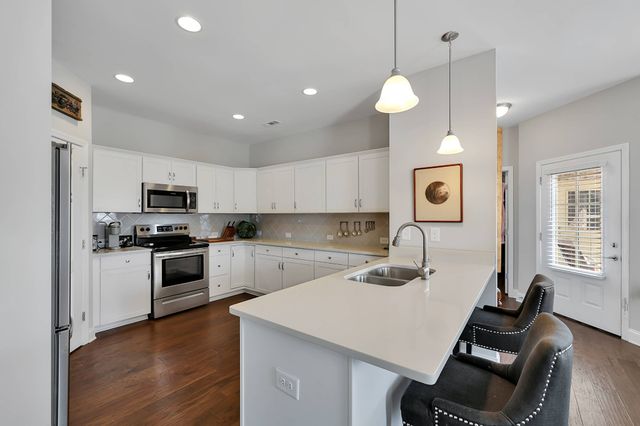 3207 Livermore Ln, Murfreesboro, TN 37130