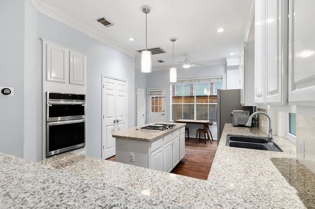 4120 E Northampton Place, Houston, TX 77098
