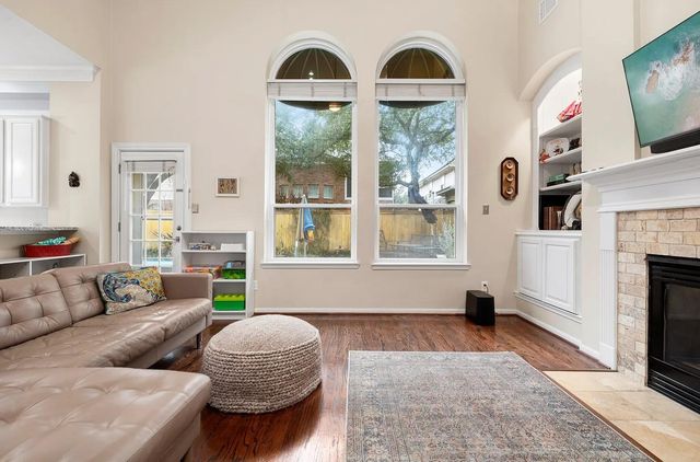 4120 E Northampton Place, Houston, TX 77098