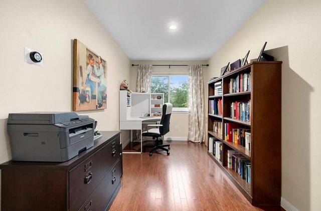 4120 E Northampton Place, Houston, TX 77098
