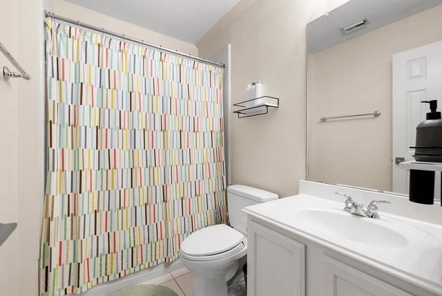 4120 E Northampton Place, Houston, TX 77098