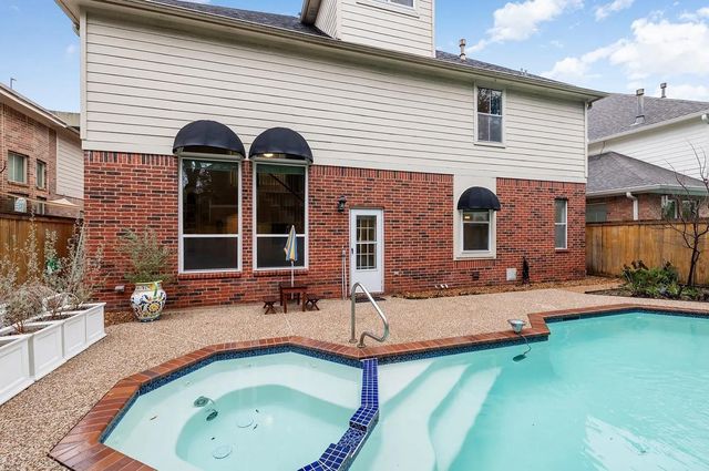 4120 E Northampton Place, Houston, TX 77098