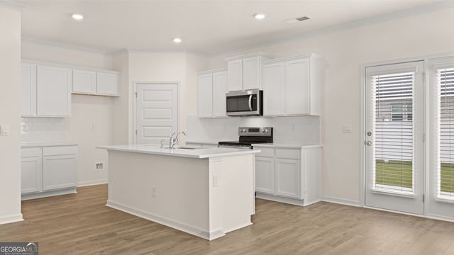 340 Silver Moon Drive, Loganville, GA 30052