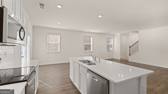 340 Silver Moon Drive, Loganville, GA 30052