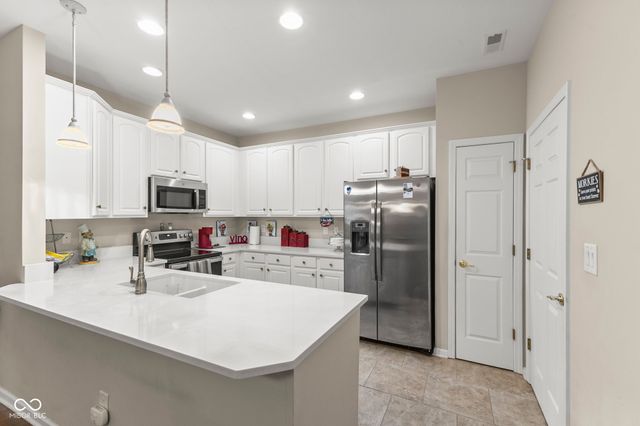 5189 Bally Bunion Drive, Avon, IN 46123