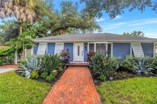 2635 HYDE PARK STREET, Sarasota, FL 34239