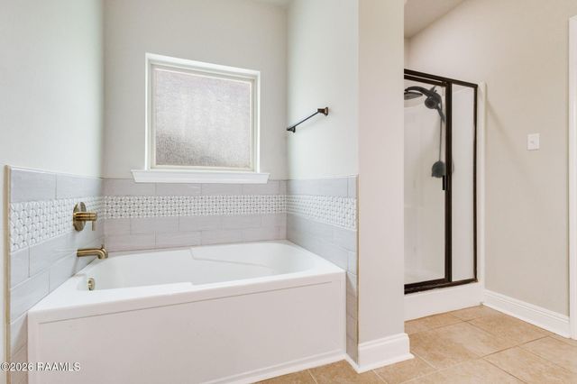 404 Meadowland Drive, Lafayette, LA 70507