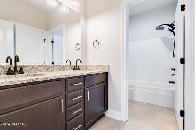 404 Meadowland Drive, Lafayette, LA 70507