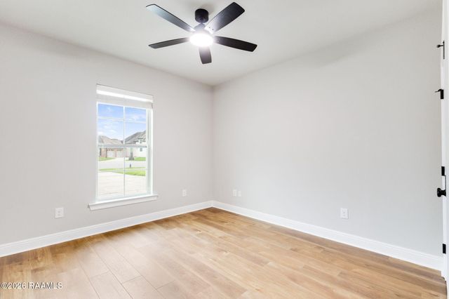 404 Meadowland Drive, Lafayette, LA 70507