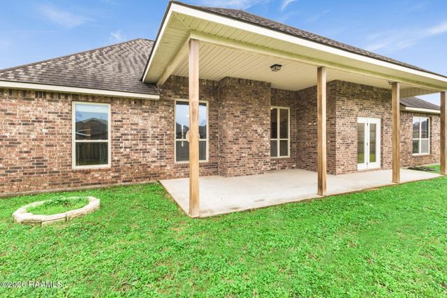 404 Meadowland Drive, Lafayette, LA 70507