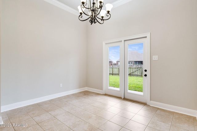 404 Meadowland Drive, Lafayette, LA 70507