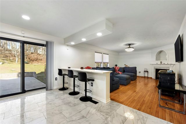 112 Coventry Ct, Monroeville, PA 15146