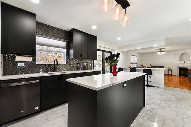 112 Coventry Ct, Monroeville, PA 15146