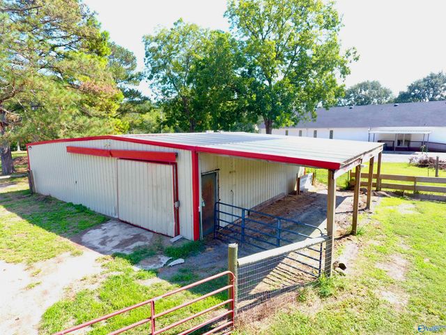 1094 Perkins Wood Road, Hartselle, AL 35640