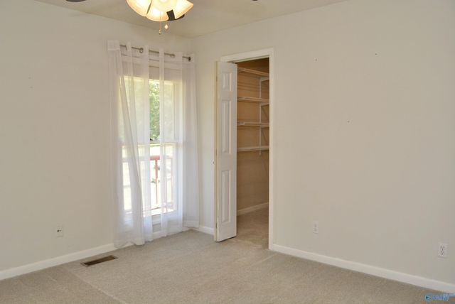 1094 Perkins Wood Road, Hartselle, AL 35640