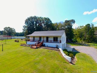 1094 Perkins Wood Road, Hartselle, AL 35640