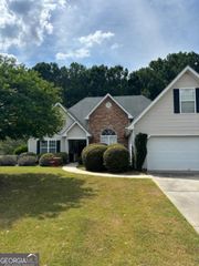 791 Winding Grove Lane, Loganville, GA 30052