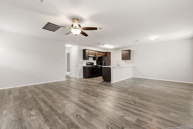 5915 Lady Ln., San Antonio, TX 78242