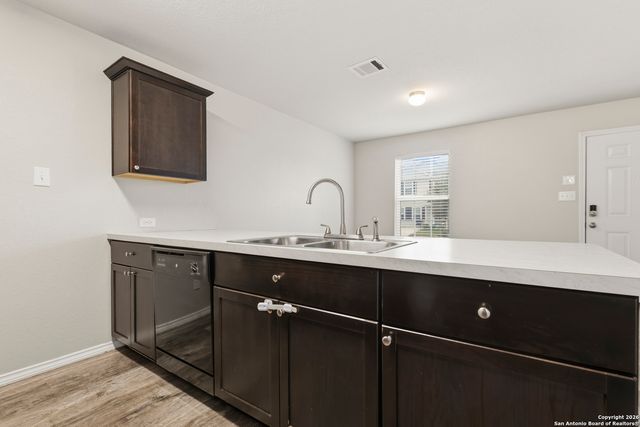 5915 Lady Ln., San Antonio, TX 78242