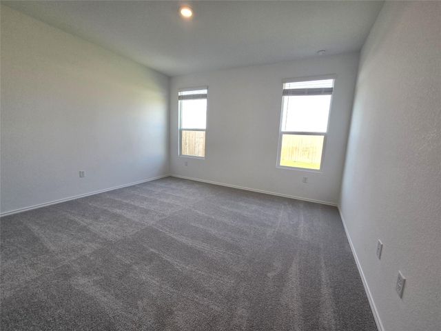 108 Brabham LOOP, Hutto, TX 78634