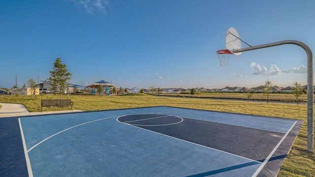 108 Brabham LOOP, Hutto, TX 78634