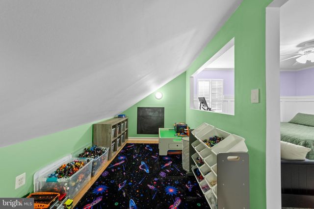 8 CHRISTOPHER DR, Marlton, NJ 08053