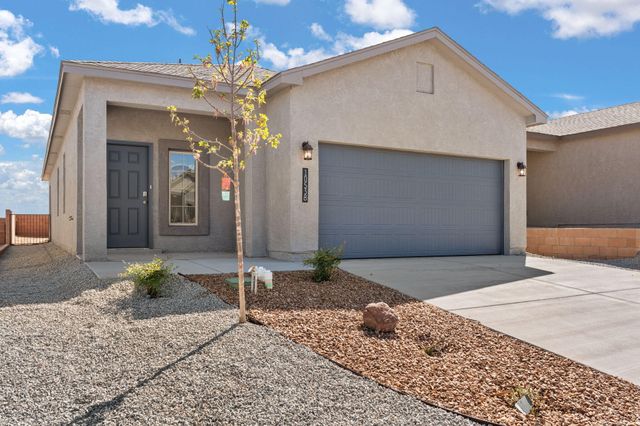 2871 Cantara Lane SW, Albuquerque, NM 87121