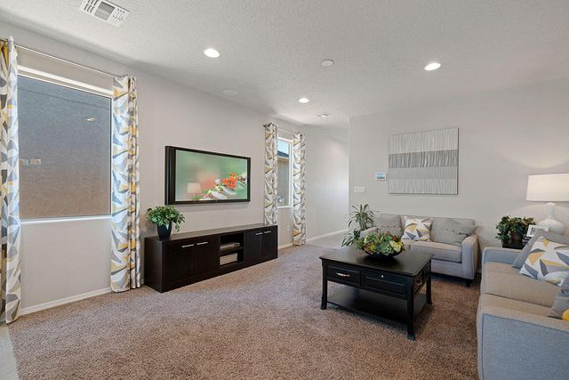 2871 Cantara Lane SW, Albuquerque, NM 87121