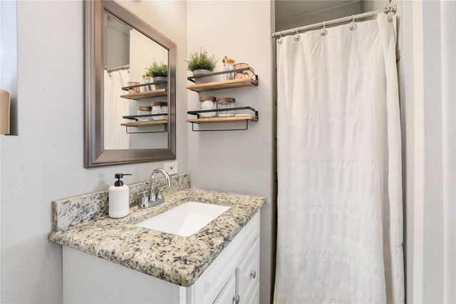 13521 Janwood Lane, Farmers Branch, TX 75234