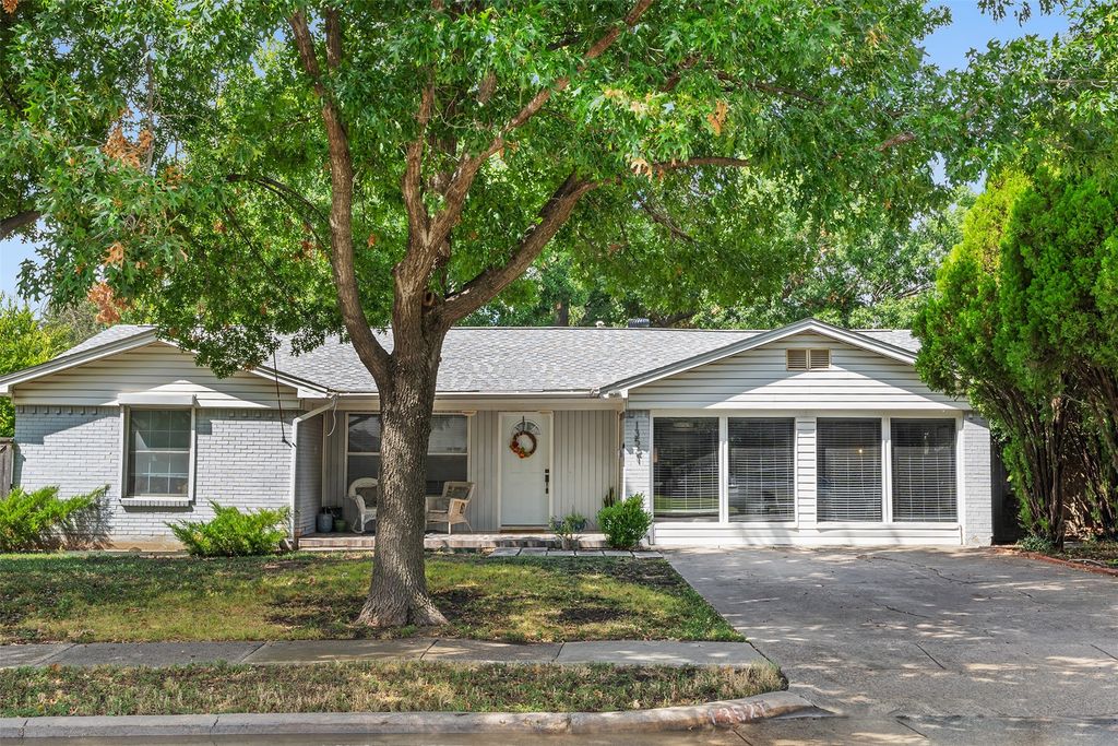 13521 Janwood Lane, Farmers Branch, TX 75234