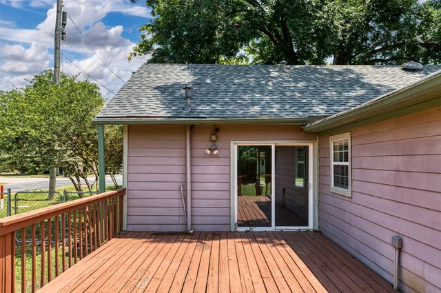 8823 San Benito Way, Dallas, TX 75218