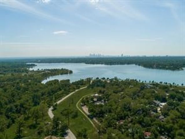 8823 San Benito Way, Dallas, TX 75218
