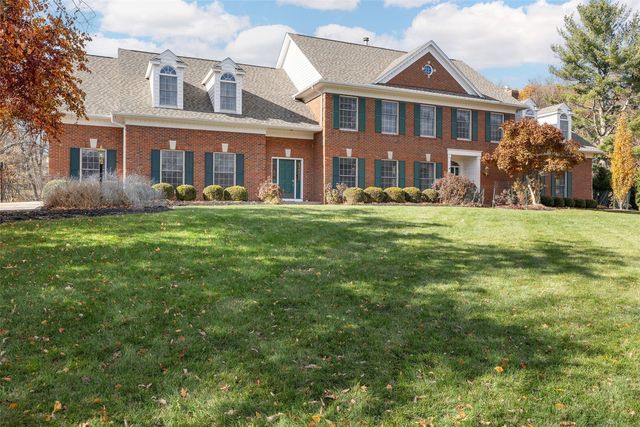 14 Oak Park Place NE, Iowa City, IA 52240