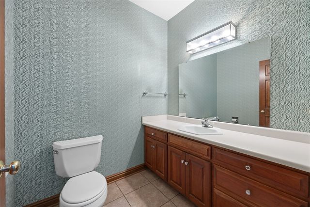 14 Oak Park Place NE, Iowa City, IA 52240