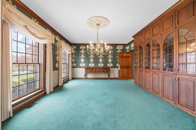 14 Oak Park Place NE, Iowa City, IA 52240