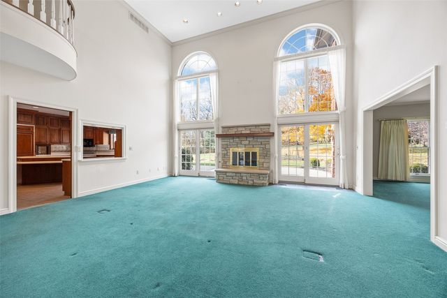 14 Oak Park Place NE, Iowa City, IA 52240