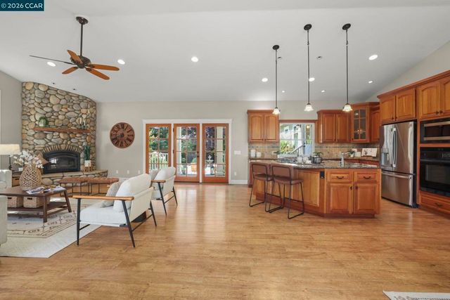 4345 Rose Lane, Concord, CA 94518
