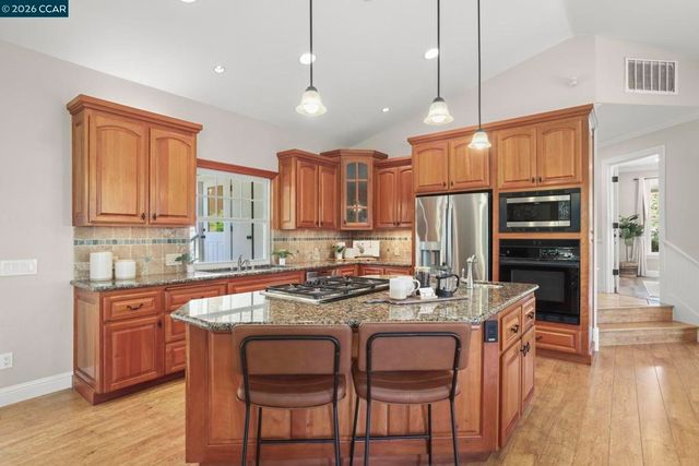 4345 Rose Lane, Concord, CA 94518