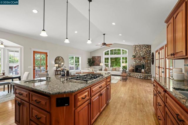 4345 Rose Lane, Concord, CA 94518