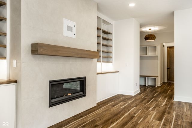 728 Pawnee Road 2N, Carmel, IN 46032